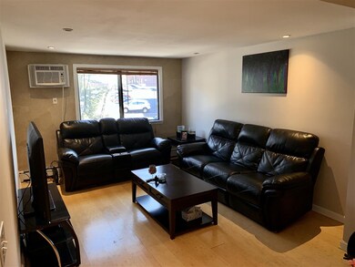 555 Calef Rd unit 24, Manchester, NH 03103 - photo 3