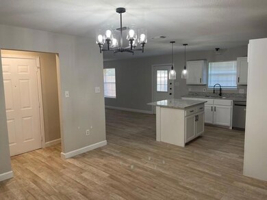 205 W Anderson St, Weatherford, TX 76086 - photo 4