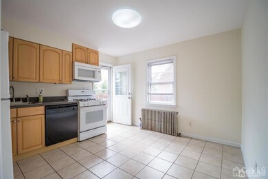 46 Apple St unit 1, Edison, NJ 08817 - photo 5