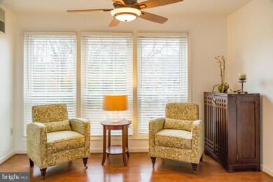 10002 Oakton Terrace Rd unit 10002, Oakton, VA 22124 - photo 5