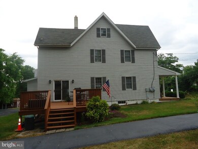 539 Heckel Ave, Spring City, PA 19475 - photo 7