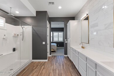 Beautiful Upgraded Master Bath