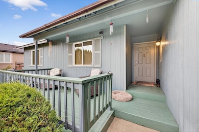 502 Armas Ct, Grandview, WA 98930 - photo 3