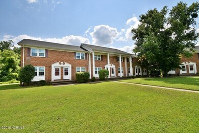 327 Richlands Ave unit 3, Jacksonville, NC 28540 - photo 2