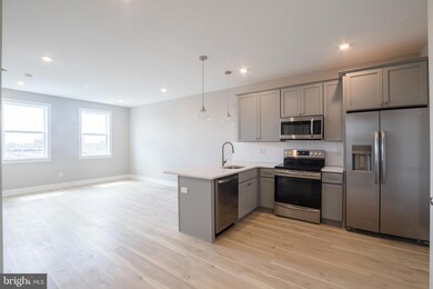 5230 Walnut St unit 4R, Philadelphia, PA 19139 - photo 4