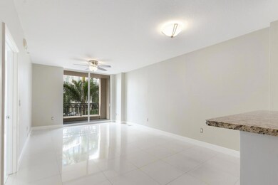 City Place South Tower unit 314, West Palm Beach, FL 33401 - photo 3