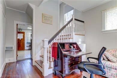 4 Ayrault St, Newport, RI 02840 - photo 5