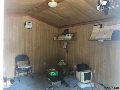 Has insulation & electricity.