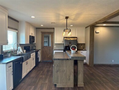 155 Upper Denton Ct, Weatherford, TX 76085 - photo 6