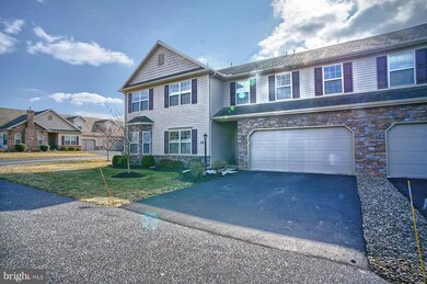 42 Kerry Ct unit 14, Mechanicsburg, PA 17050 - photo 2