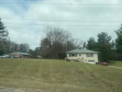 E10368 Xanadu Rd, Wisconsin Dells, WI 53965 - photo 3