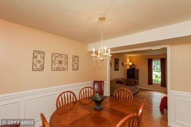 10808 Seven Oaks Ct, Spotsylvania, VA 22553 - photo 5