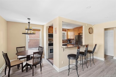 44 Edwards St unit 1A, Roslyn Heights, NY 11577 - photo 7