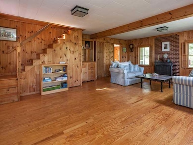 Interior Space/Layout. Entrance and...