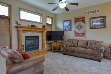 215 E Kodiak Ct, Kechi, KS 67067 - photo 5