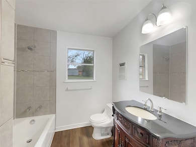 4702 Dee Ct, Fort Worth, TX 76135 - photo 6