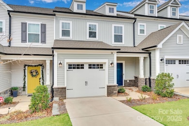 11012 Pagebrook Ln, Charlotte, NC 28214 - photo 2