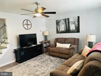 6425 Lincoln Ct, Glen Burnie, MD 21061 - photo 6