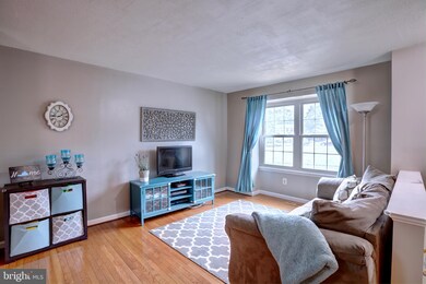 7582 Thurston Ln, Manassas, VA 20111 - photo 2