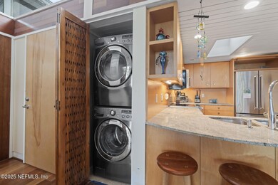 2337 Seminole Rd unit B, Atlantic Beach, FL 32233 - photo 2