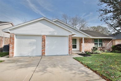 5014 Mary Lou Dr, Houston, TX 77092 - photo 3