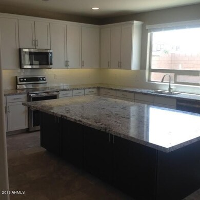 Gourmet Island Kitchen Home