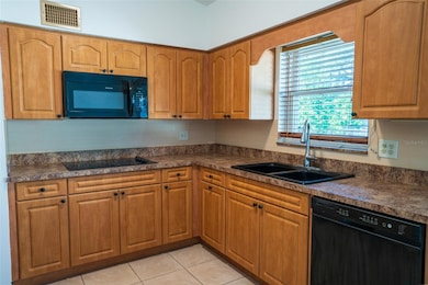 120 Ruby Cir, Brandon, FL 33510 - photo 7