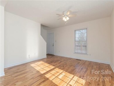 40 Iris St, Asheville, NC 28803 - photo 2