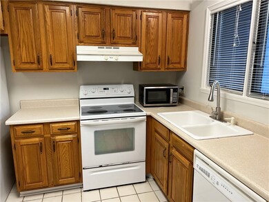 122 Barkentine Ct, Saint Simons Island, GA 31522 - photo 2