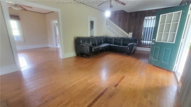 8475 Court Ave, Hamlin, WV 25523 - photo 5