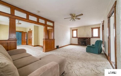 427 Wyatt Ave, Lincoln, IL 62656 - photo 3