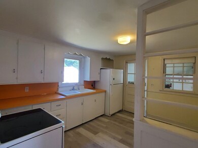 27 Spywood Ave, Warwick, RI 02888 - photo 3