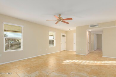 16817 N 95th Ave unit 32A, Sun City, AZ 85351 - photo 5