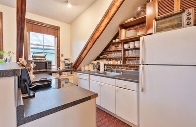 63 Rutland St unit 4, Boston, MA 02118 - photo 6