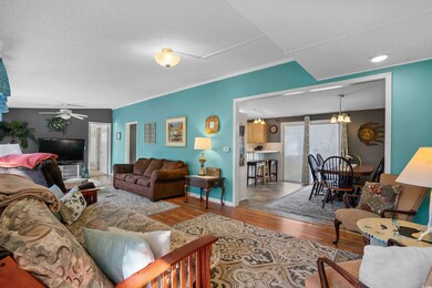 6001 - MH-197 S Kings Hwy unit MH-197, Myrtle Beach, SC 29575 - photo 5