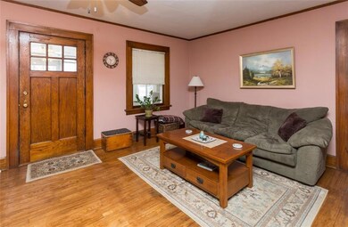 1710 Northwest Dr, Des Moines, IA 50310 - photo 3