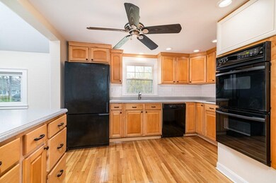 22 Christine Ave, Rockland, MA 02370 - photo 4