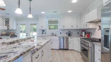 22403 Joe Windom Road-152010