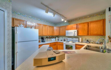 836 W Barrington Cir 07