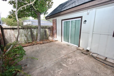 12024 Mighty Oak Dr unit A, Houston, TX 77066 - photo 4