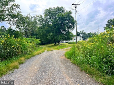 550 & 560 Rohrbaugh Ln, Moorefield, WV 26836 - photo 3