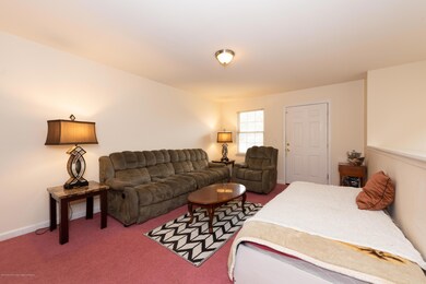 41 Seabreeze Livingrm 1