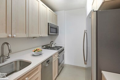 The Galleria unit 40C, New York, NY 10022 - photo 4