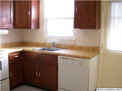 11 Canton Dr unit B, Whiting, NJ 08759 - photo 6