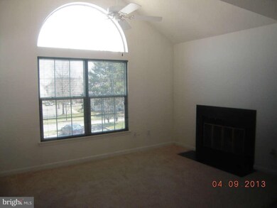 15691 Easthaven Ct unit 906, Bowie, MD 20716 - photo 3