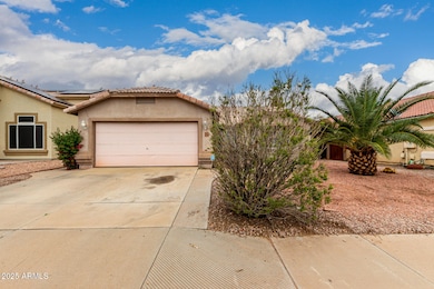 11614 W Palm Ln, Avondale, AZ 85392 - photo 2