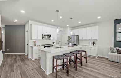 4155 Nottingham Cir, Clarkston, MI 48346 - photo 6