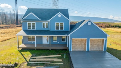 48 Maple St, Nescopeck, PA 18635 - photo 2