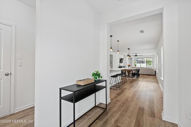 04-Foyer