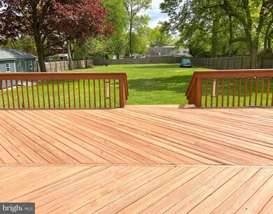 828 Green Ln, Secane, PA 19018 - photo 3